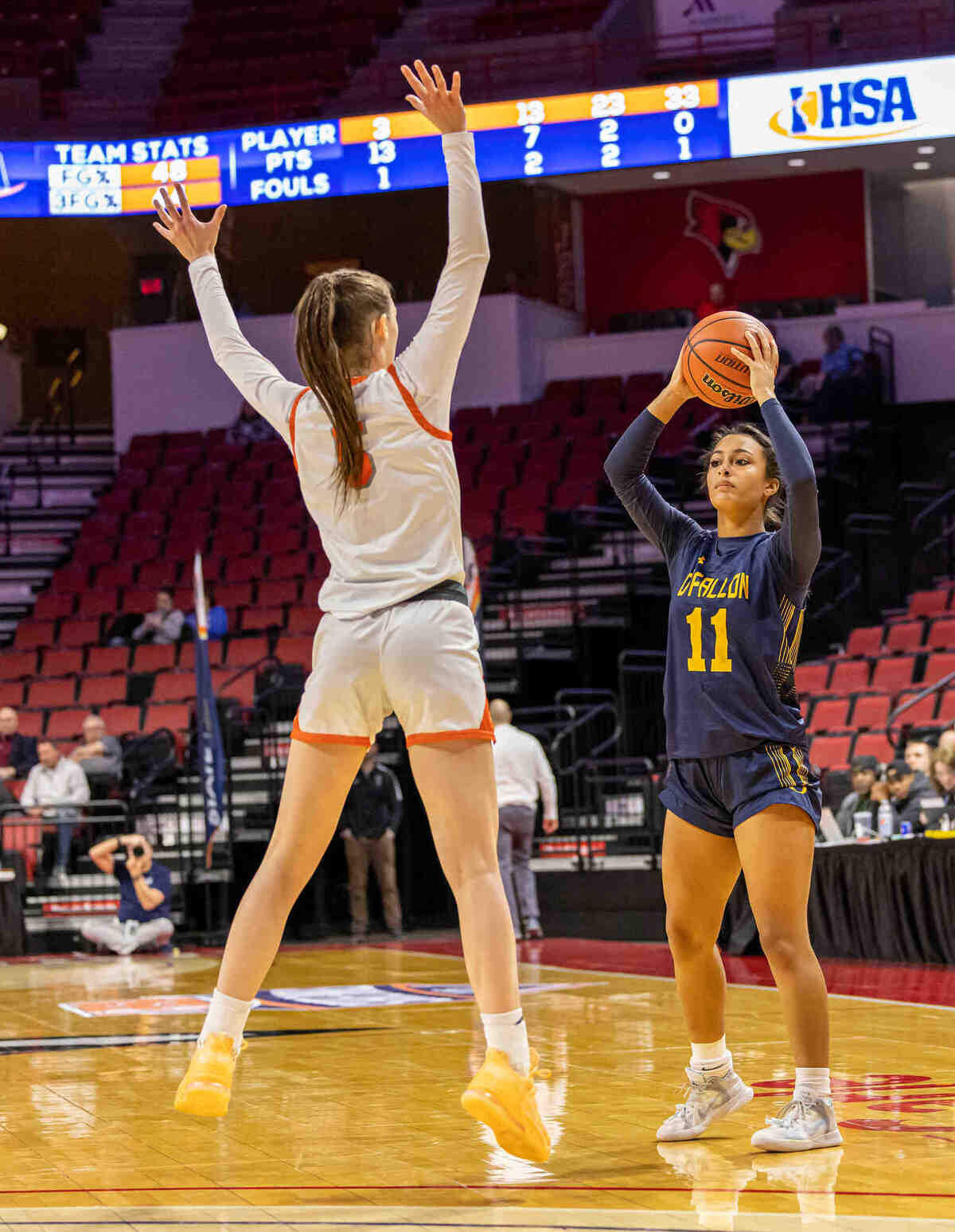 O’Fallon Malia Robertson looks to pass during Friday’s IHSA Class 4A state semifinal game. The Panthers ultimately prevailed 77-60 to advance to the state title game.