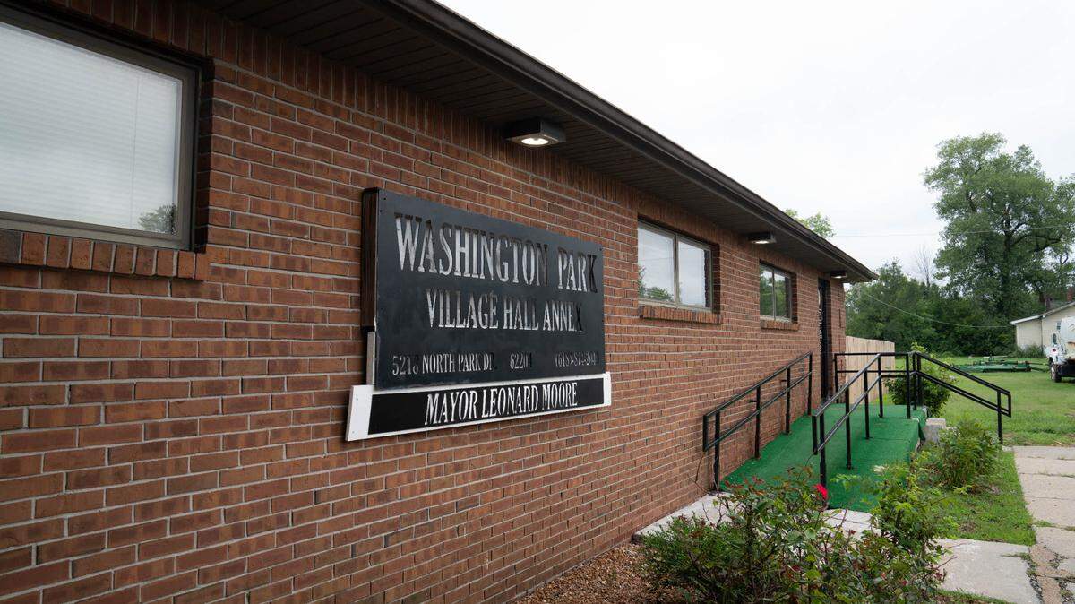 Outside of Washington Park, Il Village Hall on Aug. 3, 2023. Village trustees say the mayor keeps them in the dark about village business and doesn’t let them do their jobs. The mayor says the trustees are “politicians with personal agendas, rather than the people’s agenda.”