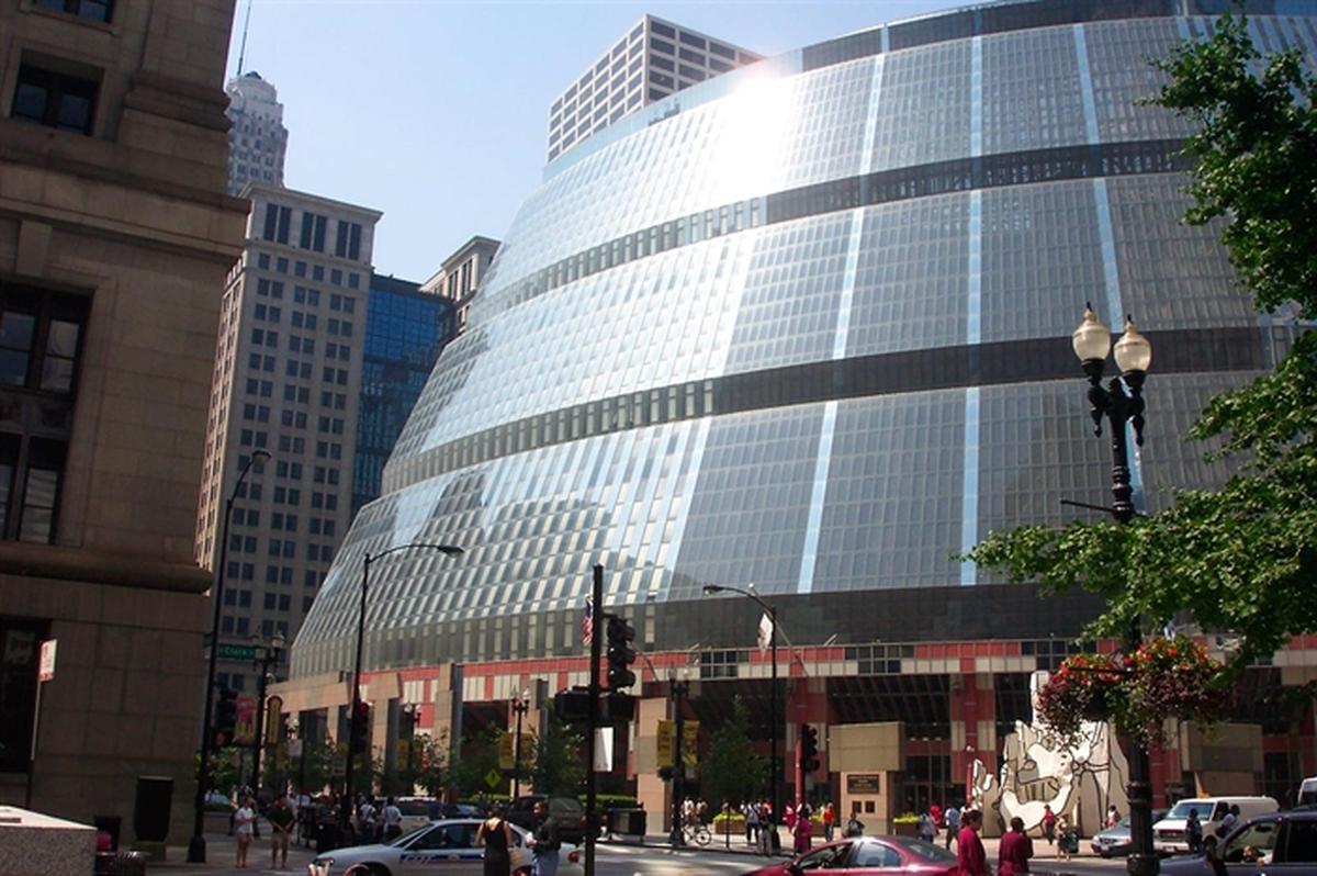 After years of failed efforts that spanned multiple administrations, the state has finalized the sale of the controversial James R. Thompson Center in Chicago to a company that will make it the new Chicago home of tech giant Google.