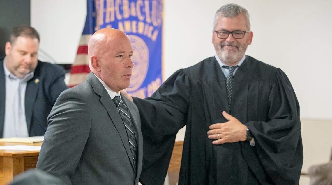 Capt. Kristopher Tharp, of the Madison County Sheriff’s department, will replace State Sen. Rachelle Aud Crowe in the 56th District after her resignation. State Senator Tharp speaks to supporters after Madison County Circuit Judge William Mudge swore him into the office.