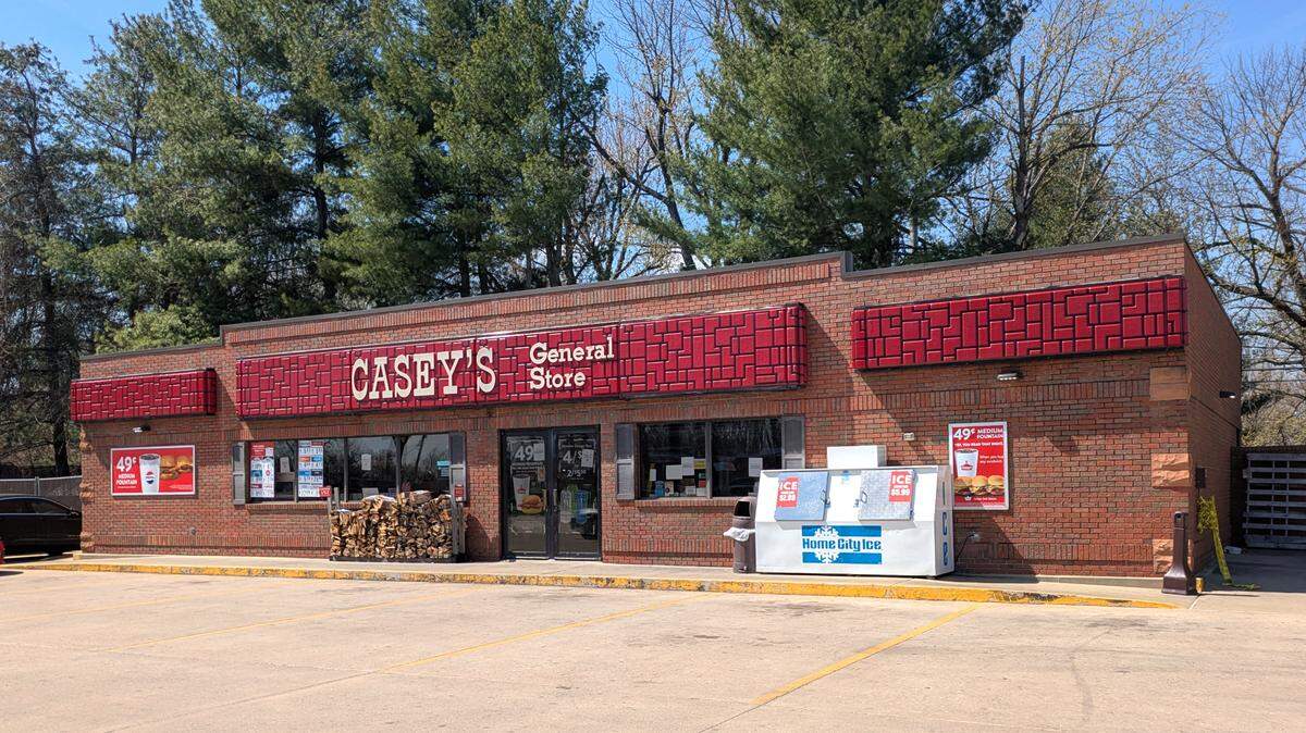 Casey’s General Store, 5715 Old Collinsville Road, Fairview Heights