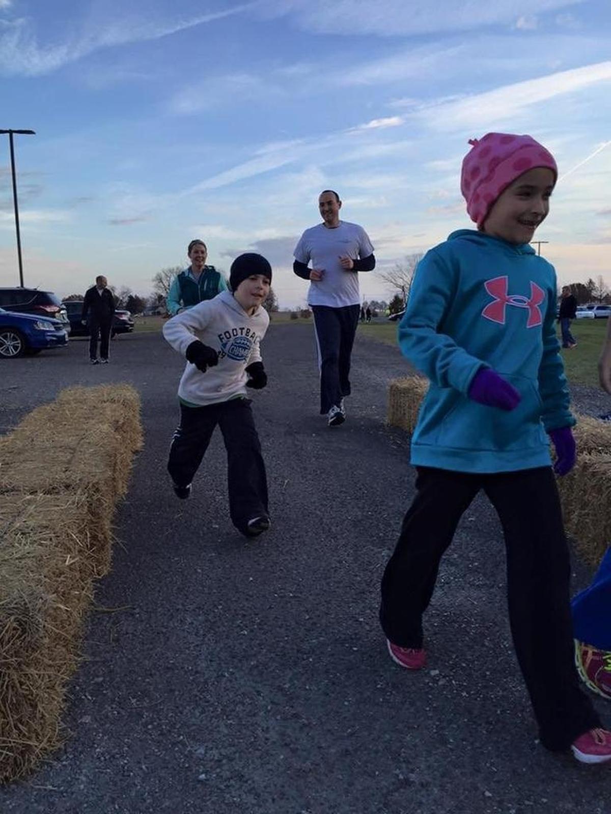 Participants run in last year’s Gobble Hobble fun run in Highland.