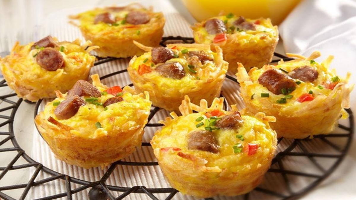 Amazing Muffin Cups are filled with egg, cheese and sausage in a hash-brown crust.