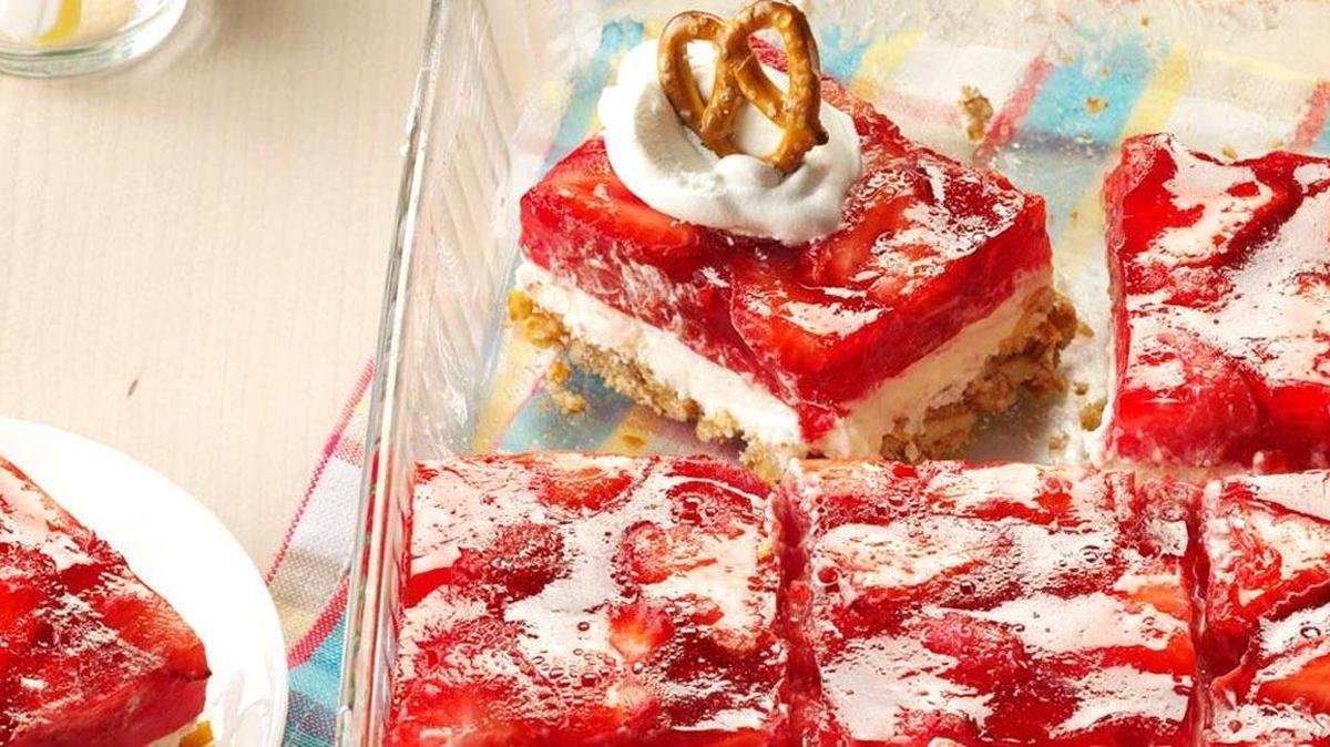 Strawberry Pretzel Dessert