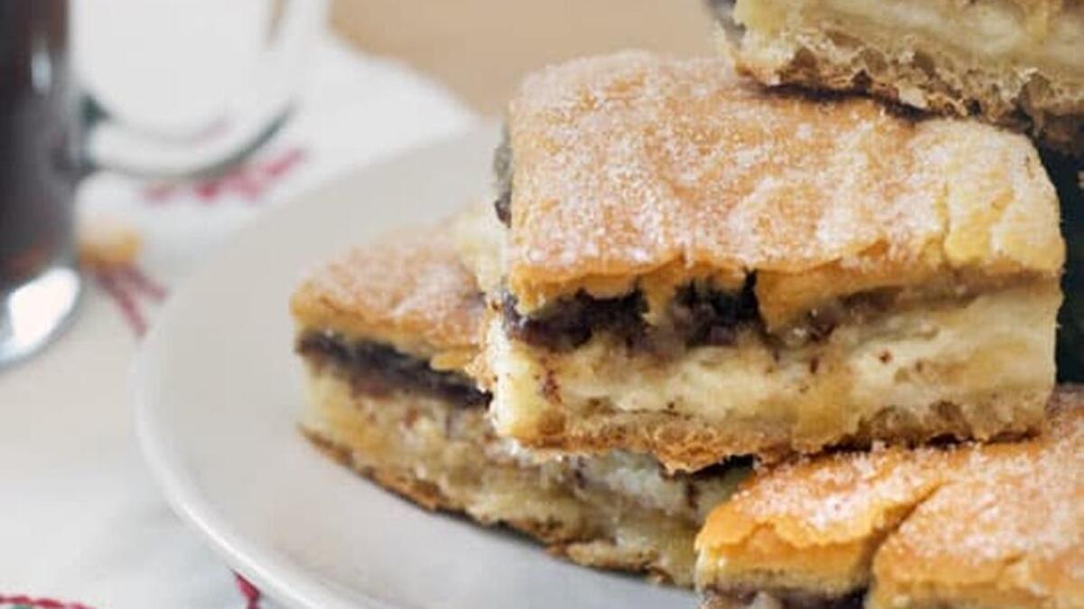Cinnamon-Cream Cheese Breakfast Bars
