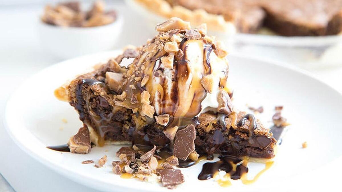 Better Than Sex Cookie Pie