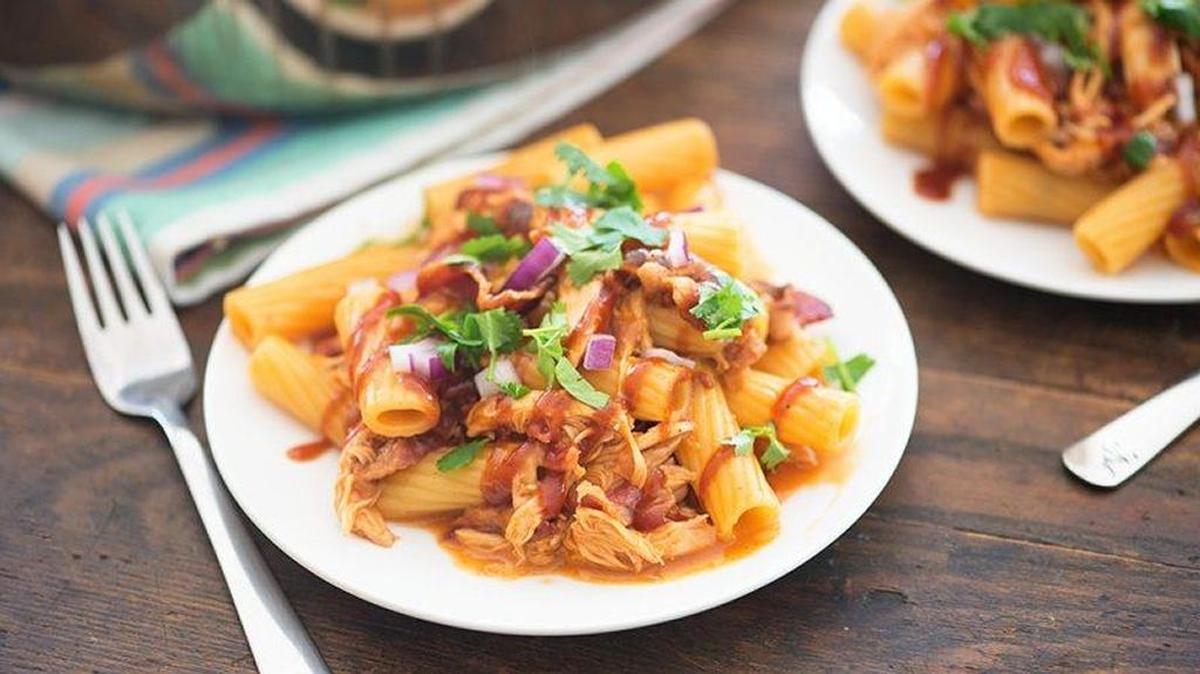 Cheesy Barbecue Chicken Rigatoni