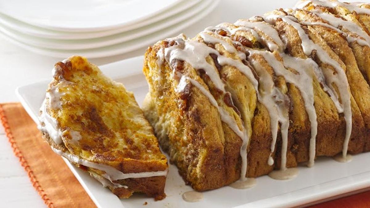 
The finished product, Pumpkin Spice Pull-Apart Bread, looks very tempting.
