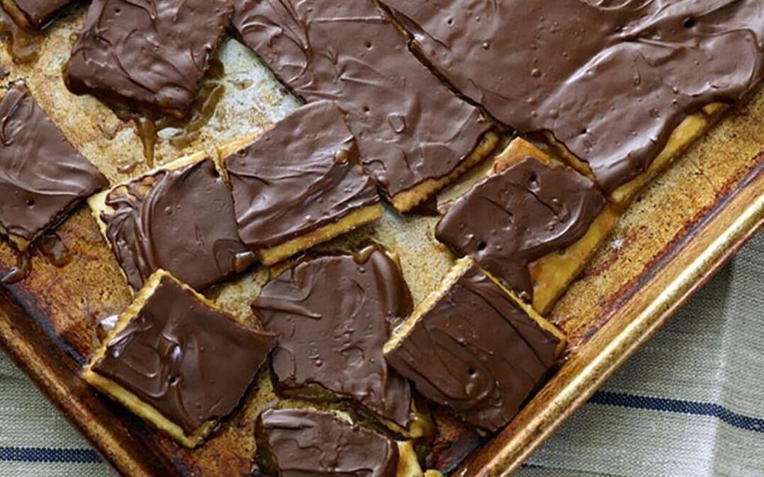 This Sweet & Saltines treat is also known as Crack.