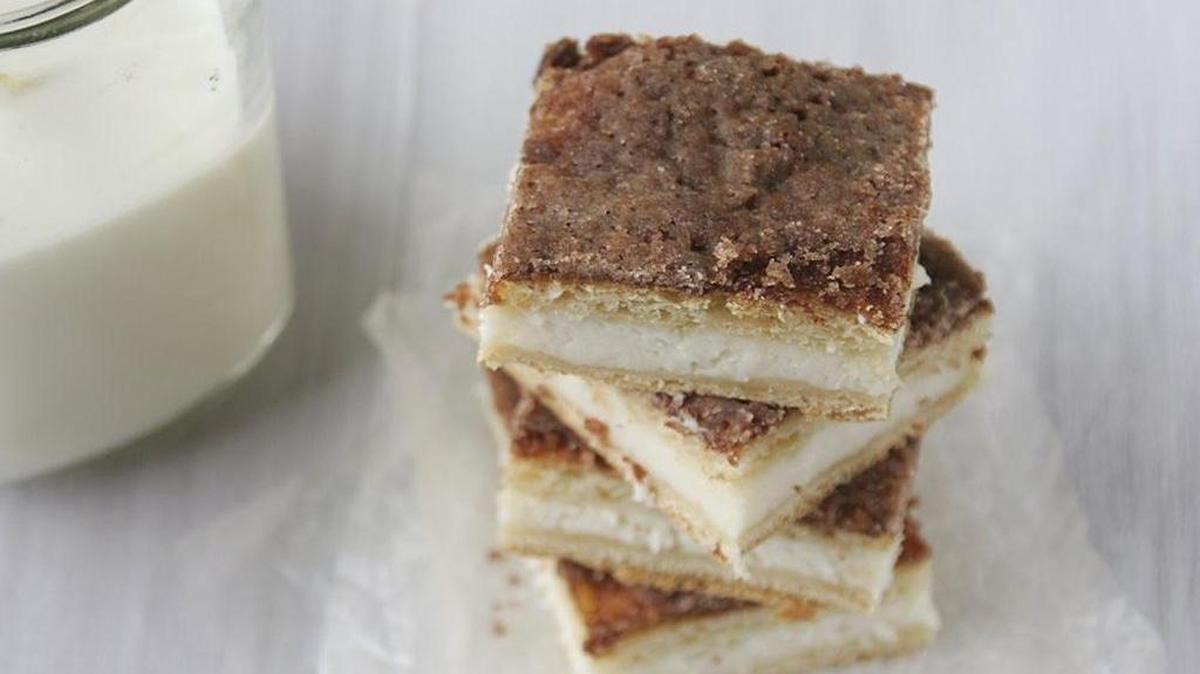 Sopapilla Cheesecake Bars