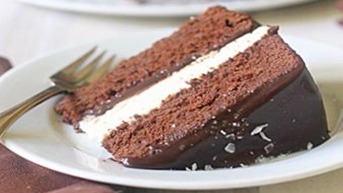 Giant Ding Dong Cake