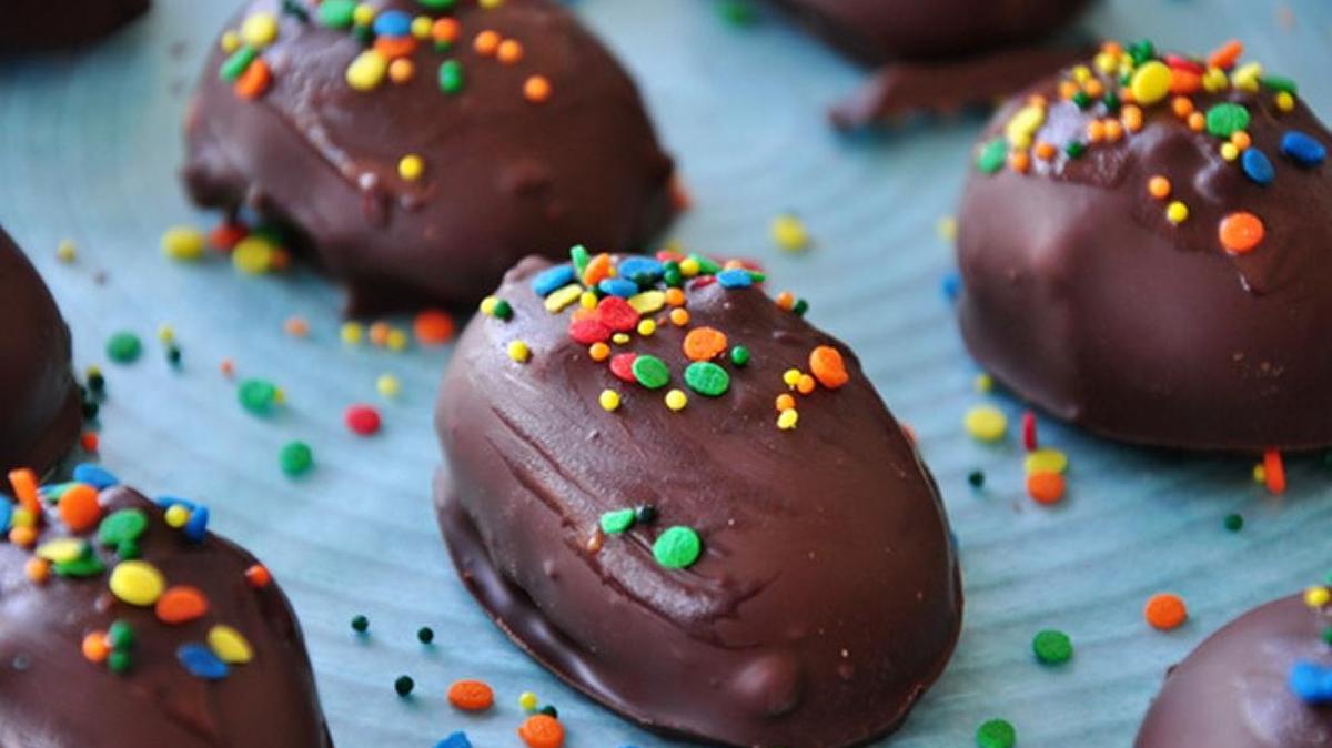 3-Ingredient Chocolate-Covered Peanut Butter Eggs is an easy Easter treat to make with the kids.