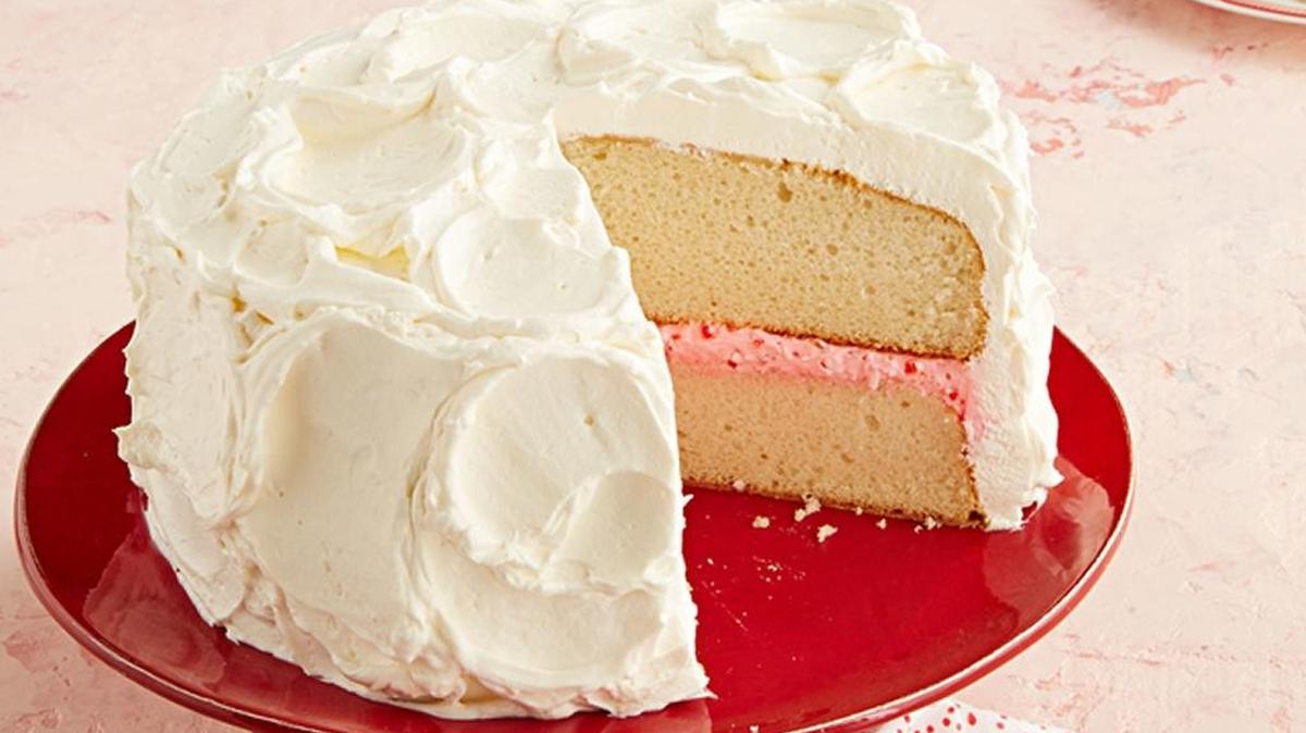 Peppermint Crunch Cake