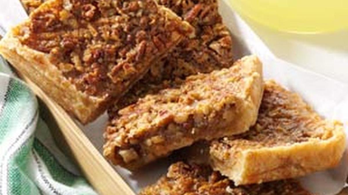 These Pecan Pie Bars will feed a lot of people.