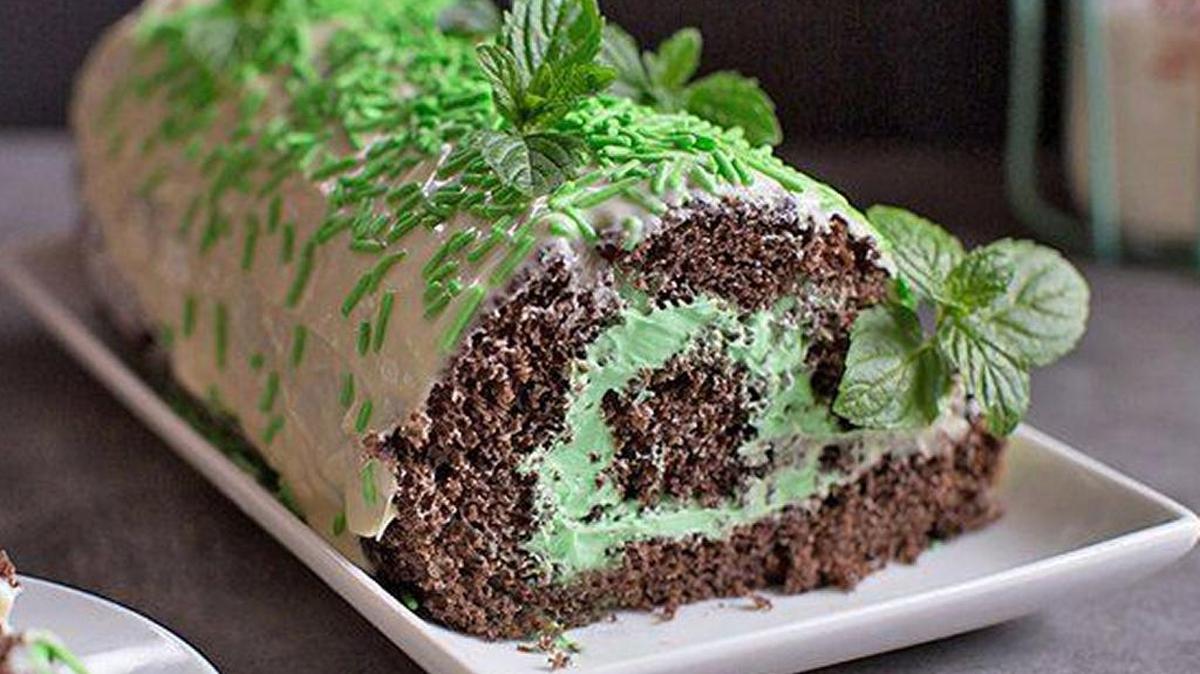 Chocolate Mint Roll Cake