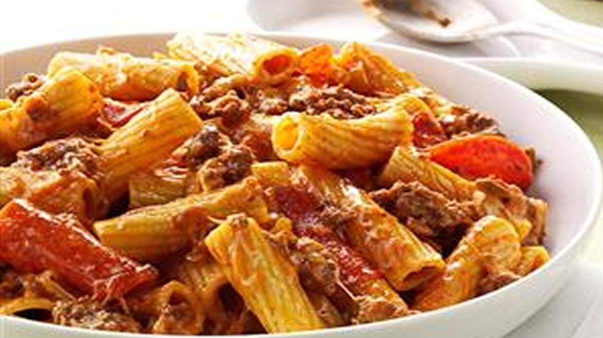 Slow Cooker Pizza Casserole