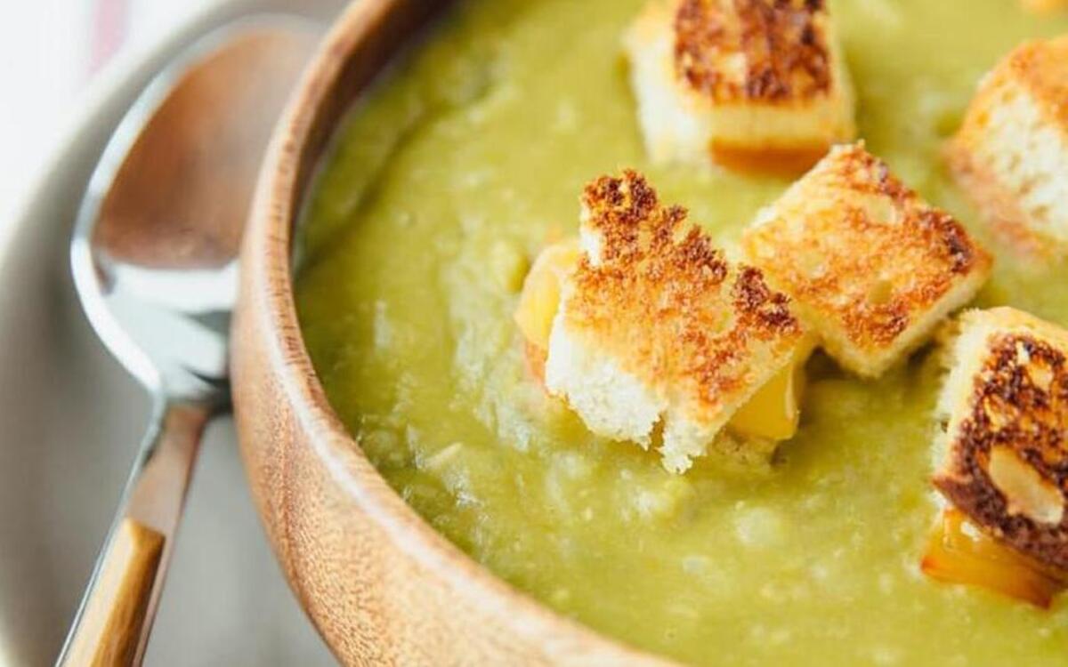 Slow-Cooker Vegetarian Split Pea Soup with Grilled Cheese Croutons