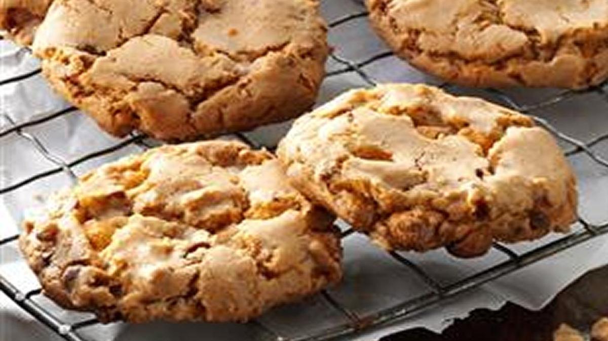 Butterscotch Toffee Cookies starts with a box of butter pecan cake mix.