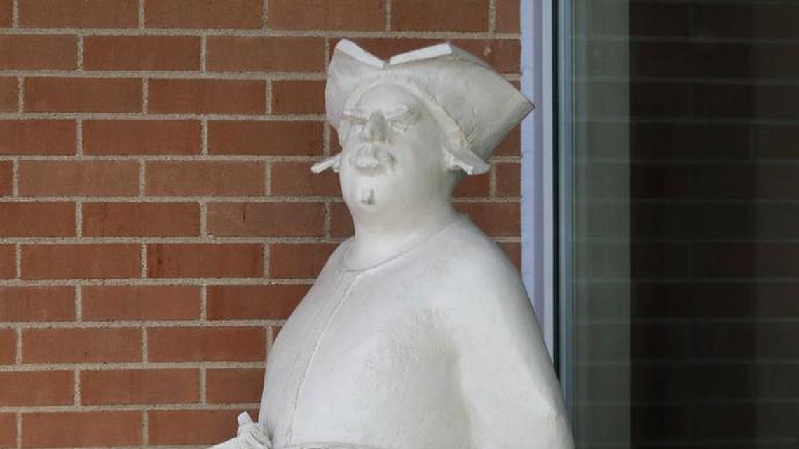 What’s the story behind the new statue in front of Belleville City Hall?