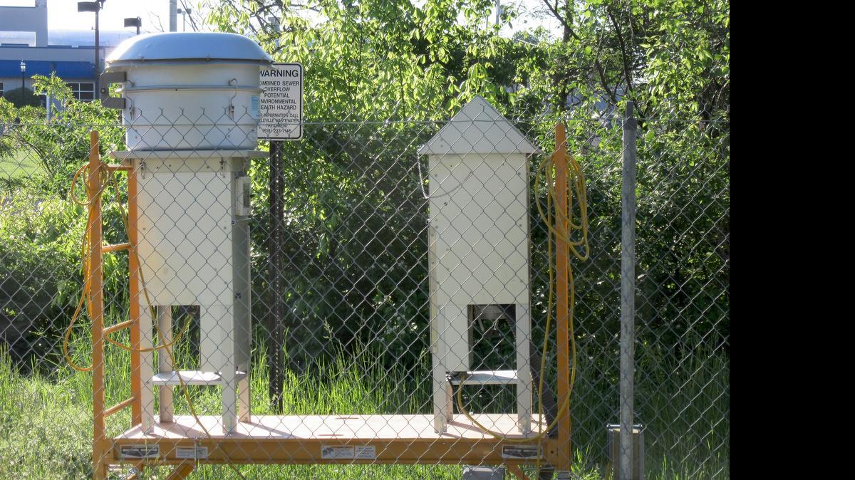 
Air monitoring station near bike path in Belleville. 
