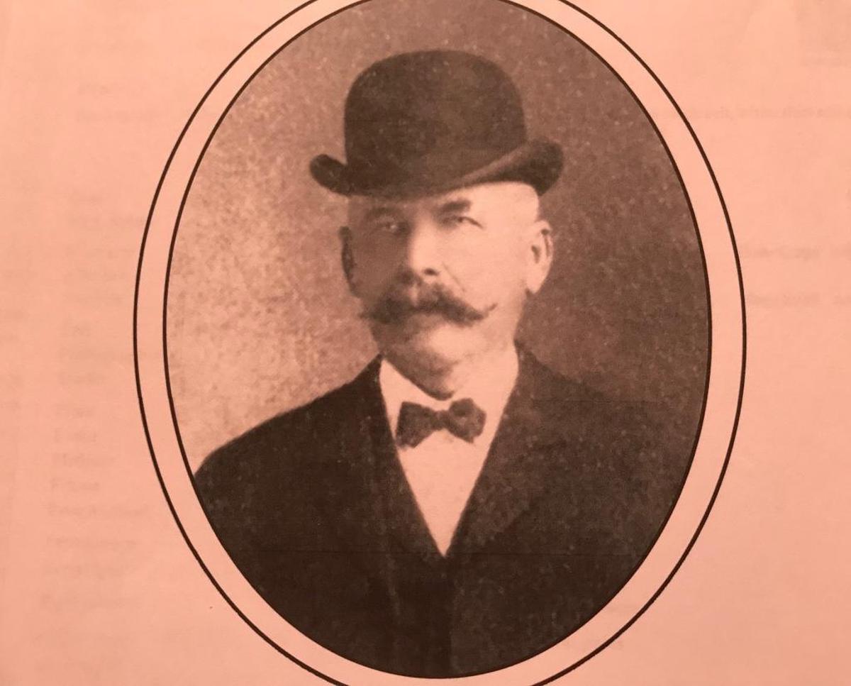 Christ Knebelkamp’s official portrait as Belleville Alderman.