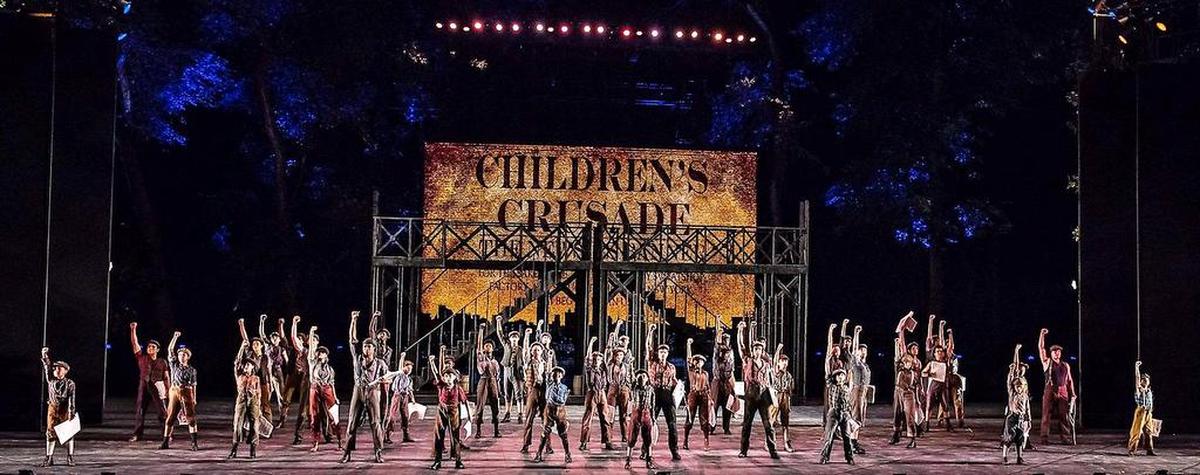 “Newsies” ensemble.