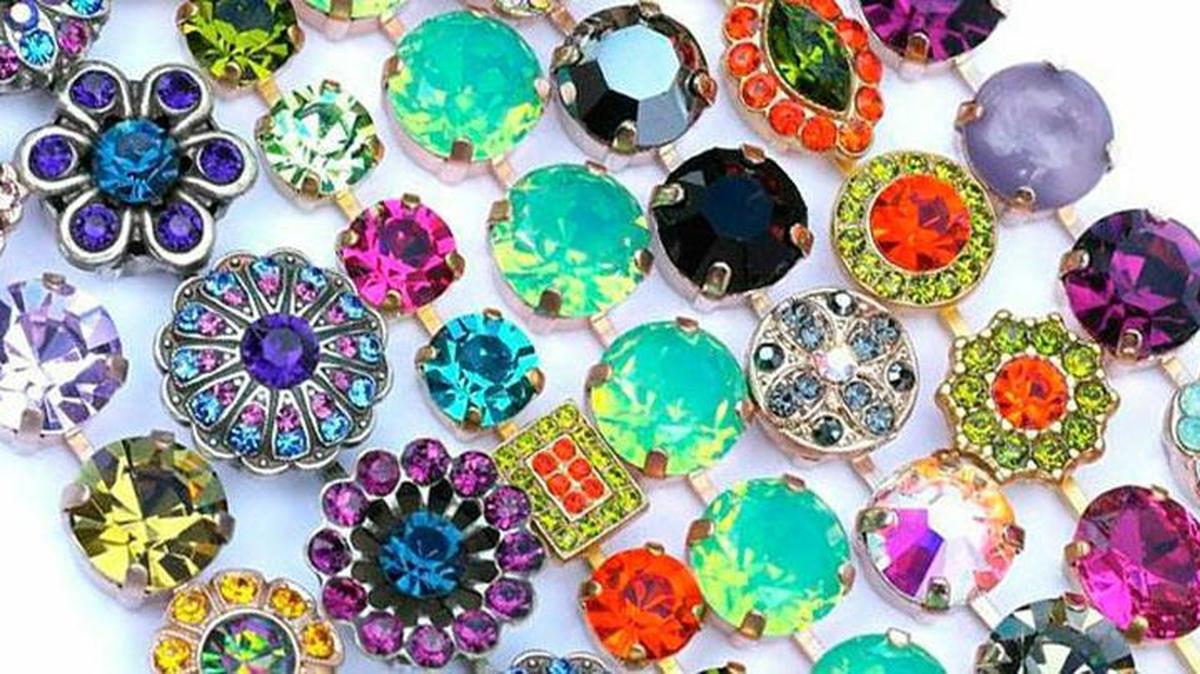 Check out the Mariana Trunk Show at Basket Case in Belleville on Saturday.