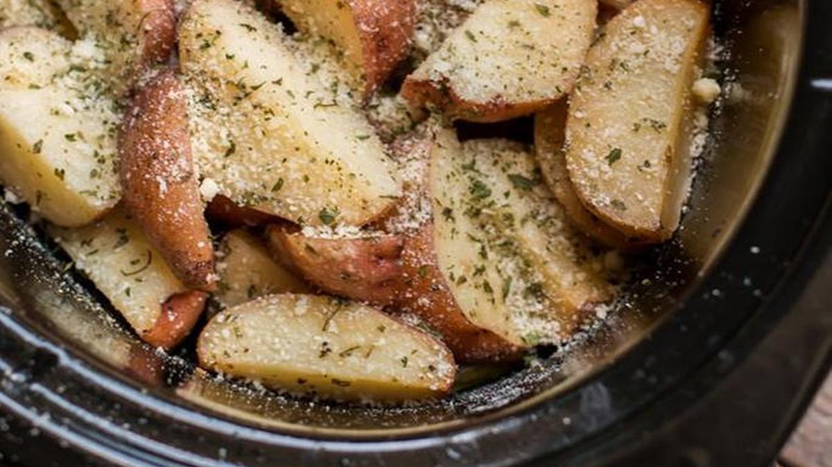 Your stovetop will stay clean when you make Crockpot Garlic Parmesan Potatoes.