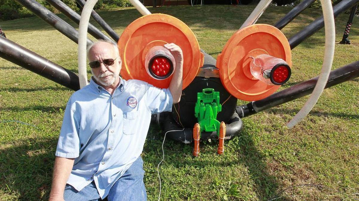 
John Kovarik, of Glen Carbon, has been building giant spiders to sit on his front lawn for Halloween for more than a decade. You can see them on Illinois159, less than a mile north of Interstate 270 on the east side of the highway. 

