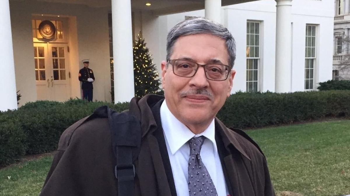 Peter Maer, a Granite City native, had an award-winning career as a White House radio correspondent.
