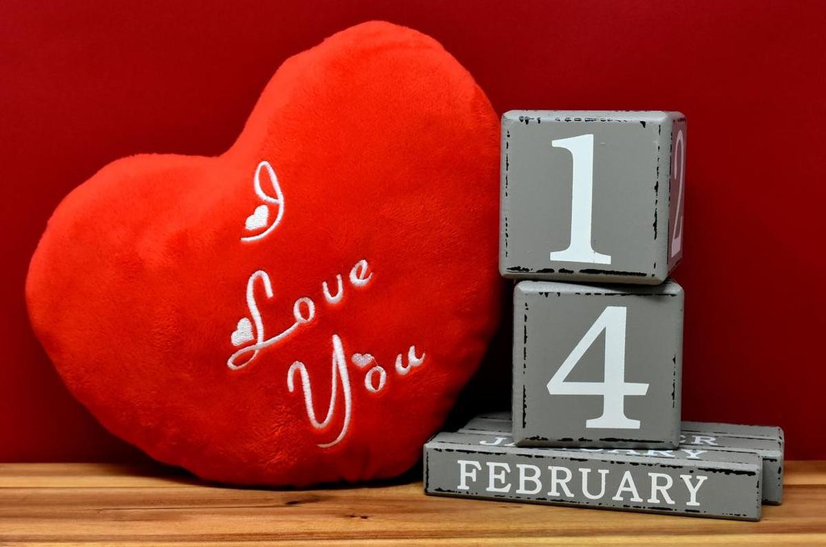 Valentine’s Day is Tuesday, Feb. 14. In her latest piece, Belleville News-Democrat columnist Dianne Isbell answers several etiquette-related questions for the big lover’s holiday.
