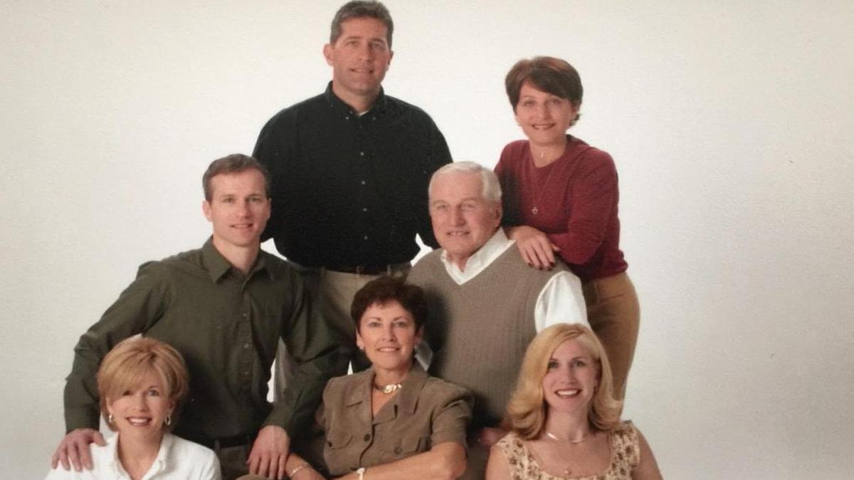 The Heidorn family, clockwise from top: Craig, Carol, Dad Len, Susan, Mom Eileen, Kelly, Mike.