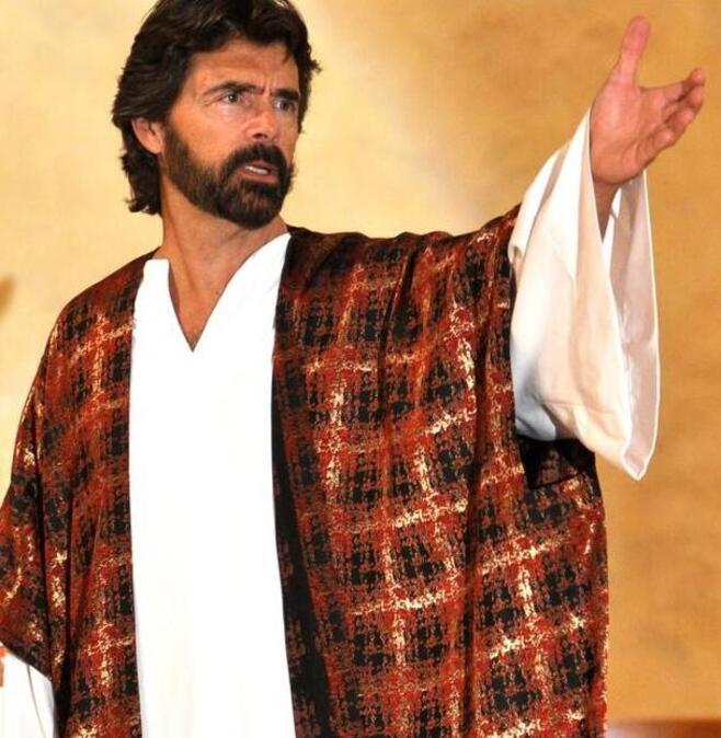 Former soap opera actor Frank Runyeon now focuses on spreading the word of the Gospel in his stage performances. Runyeon will present “The Sermon on the Mount: Matthew’s Gospel” on Monday, followed on Tuesday by “3 1/2 Stories of Christmas” and a children’s comedy, “Salt and Light,” at St. Peter Cathedral in Belleville.
