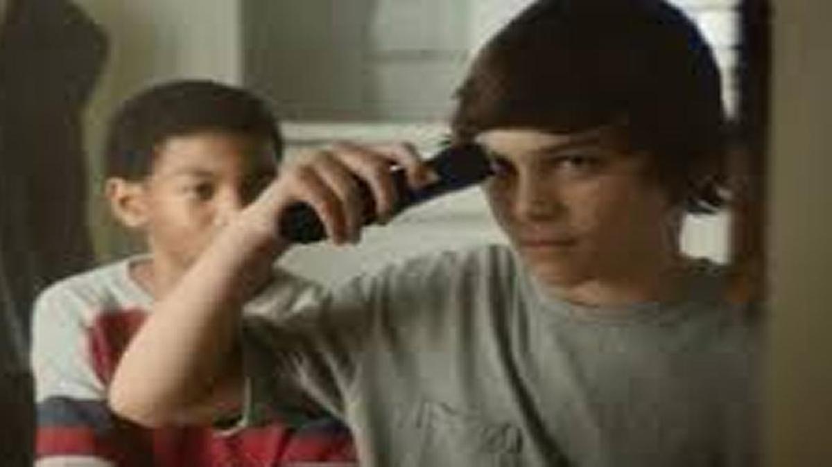 
Daredevil kid shaves an eyebrow on the Taco Bell commercial.
