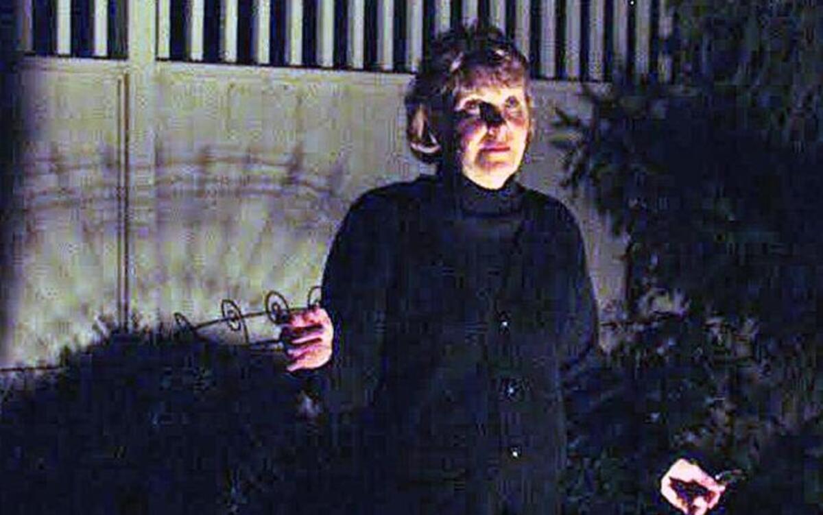 Want to hear a scary story? Head to Lebanon Friday and Saturday for Haunted Happenings, Looking Glass Playhouse’s story-telling tour. Costumed guides escort you through downtown Lebanon to hear stories of the unusual, the creepy and down-right scary. $5. 90-minute tours leave every 15 minutes from 7-8:45 p.m. Friday; 8-8:45 on Saturday. Reservations or information: 618-530-6124 or dongi33@aol.com