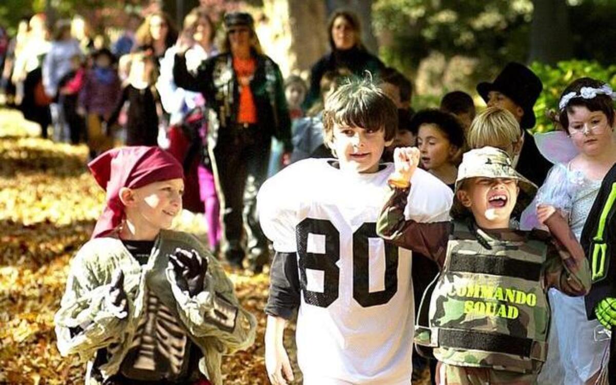 Purchase a gently-used Halloween costume for $5 from 9-11 a.m. Oct. 7, at the Glen Carbon Public Library, 198 S. Main St., Glen Carbon.