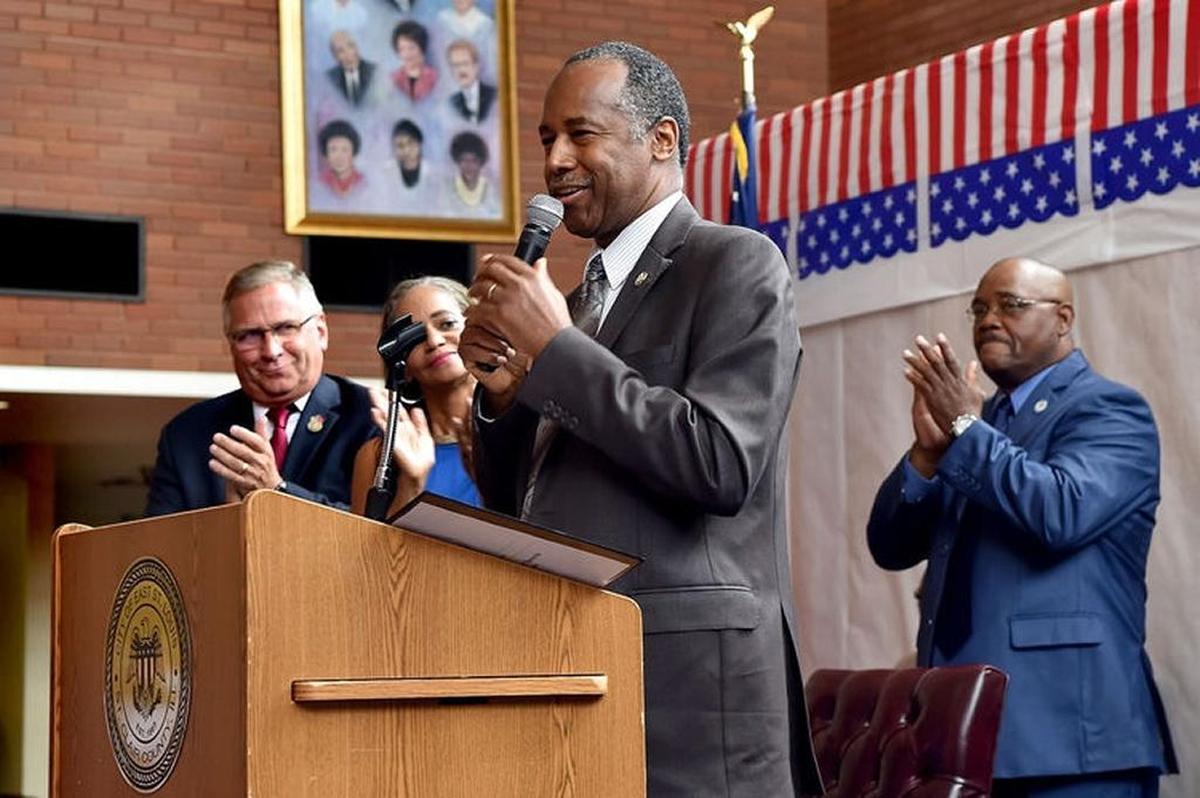 HUD Secretary Ben Carson came to East St. Louis on Thursday to return the city’s housing authority over to local control.