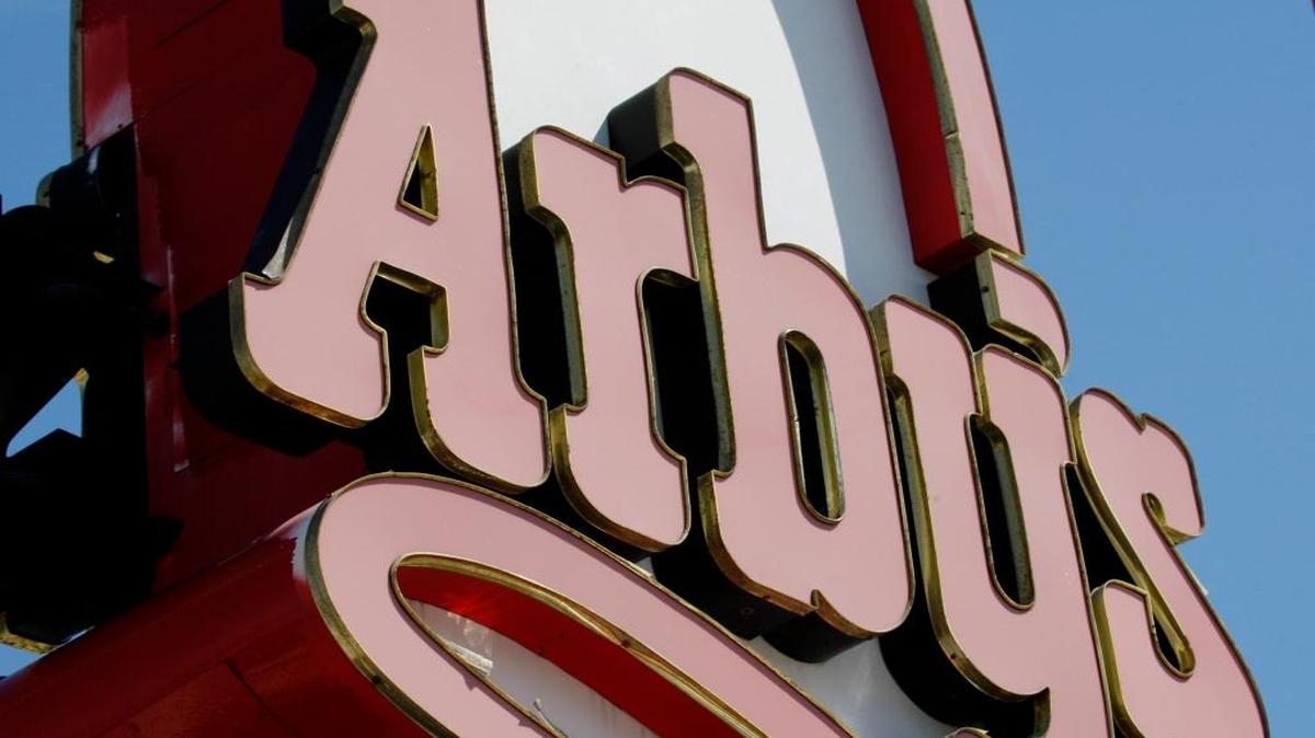 Arby’s is warning customers who used a credit card to pay for a meal in October, November, Decemeber or January to watch their statements after a data breach.