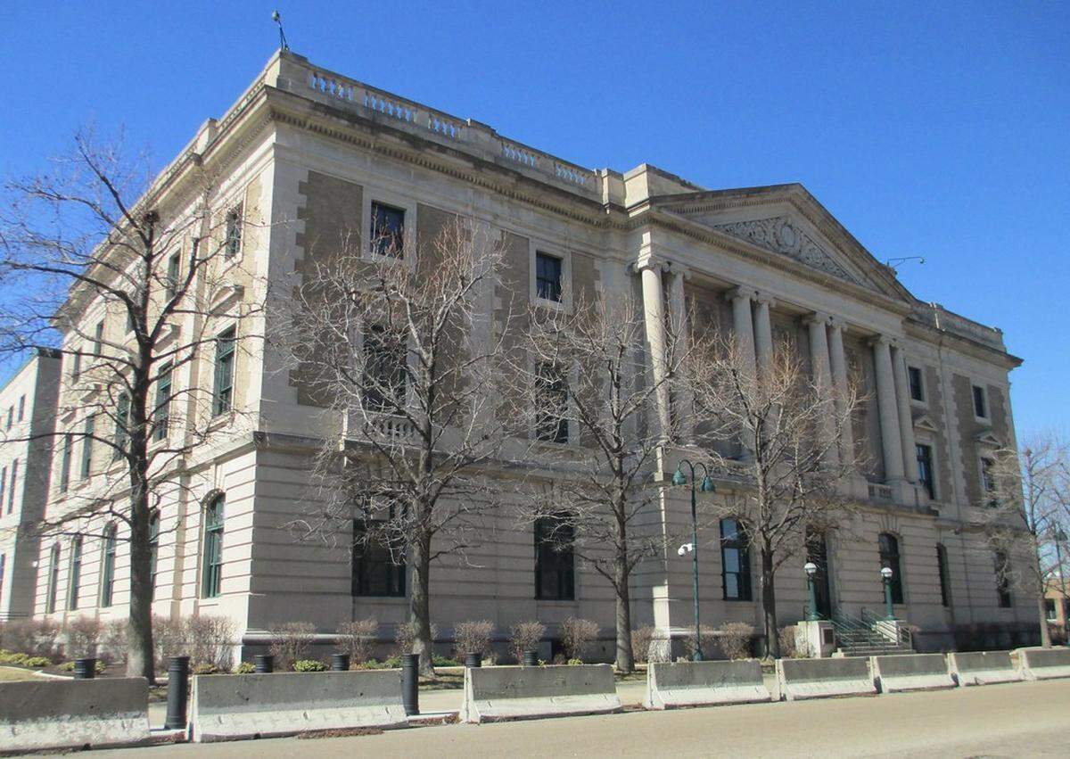 The federal courthouse for the Southern District of Illinois in East St. Louis is pictured in this 2021 file photo. A recently unsealed FBI affidavit in a federal case includes new details about the investigation of a pipe bomb found at South Marissa Trailer Park.