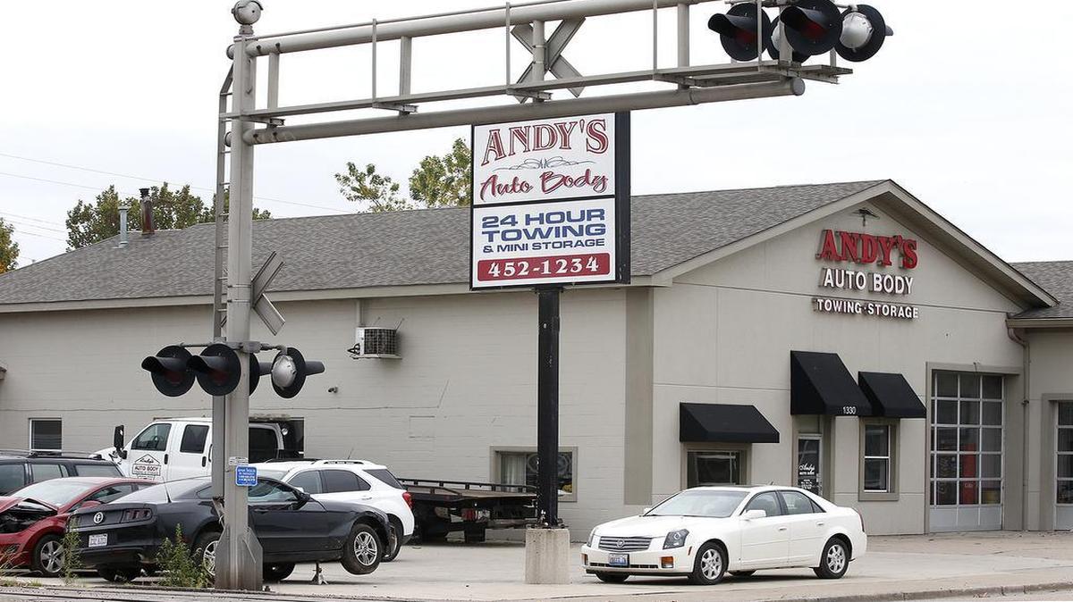 Exterior view of Andy’s Auto Body in Madison.