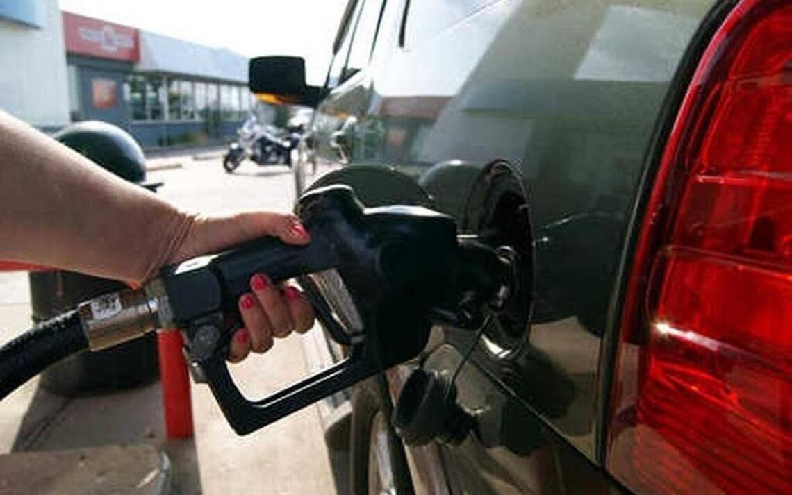 How much will you pay for gas this July 4th in Illinois? See latest price changes