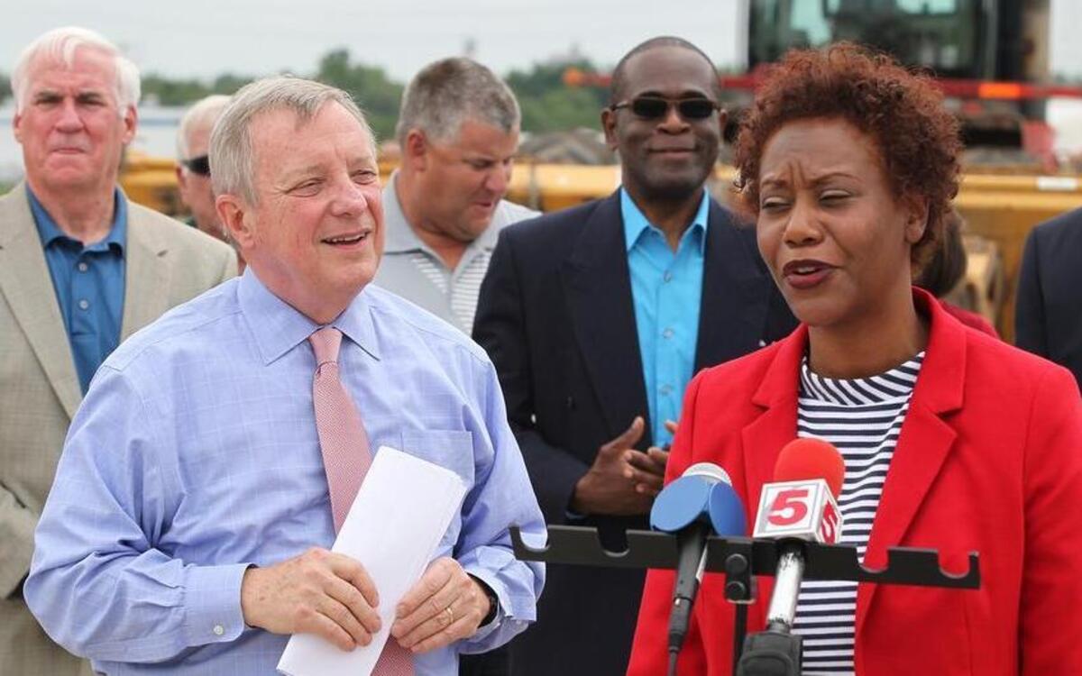 
U.S. Sen. Dick Durbin, D-Springfield listens to East St. Louis Mayor Emeka Jackson-Hicks. Durbin spoke Monday about his support for a long-term transportation bill to help meet the country’s infrastructure needs.
