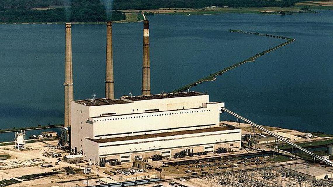 The company that operates several coal-fired power plants in central and southern Illinois announced Tuesday it would shut down units one and three at the Baldwin Power Station.