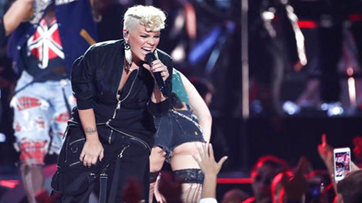 Pink will perform at Scottrade Center in St. Louis in March