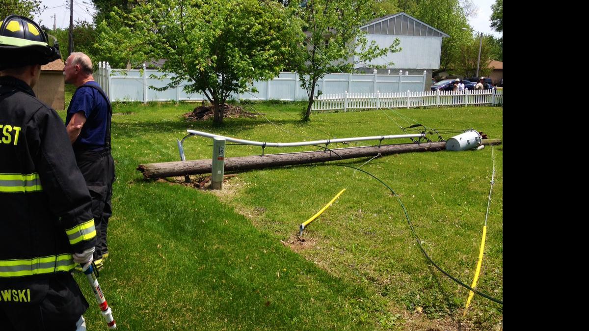 
A power pole fell sometime after 1 p.m. Monday at 152 Freedom Drive in Belleville.
