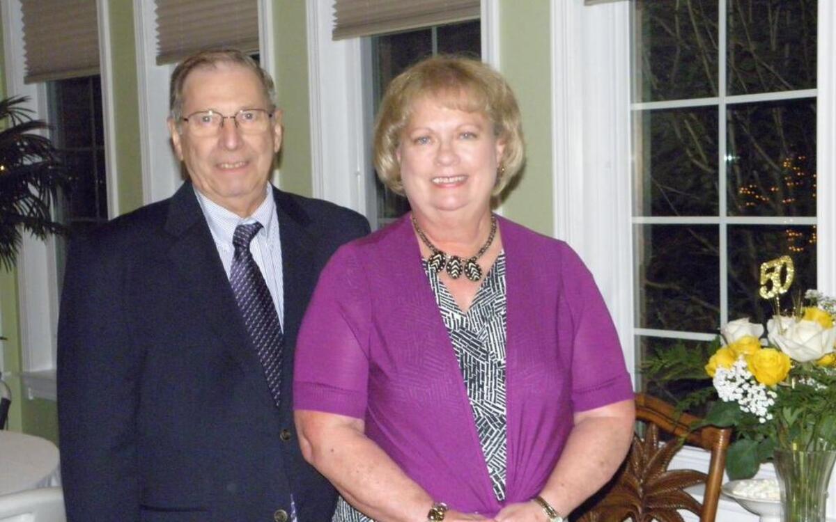 Lanny and Myrna (Wiese) Boyer of Highland celebrated their 50 th wedding anniversary with their family on Saturday, Sept. 17 at Bella Milano restaurant in Edwardsville.