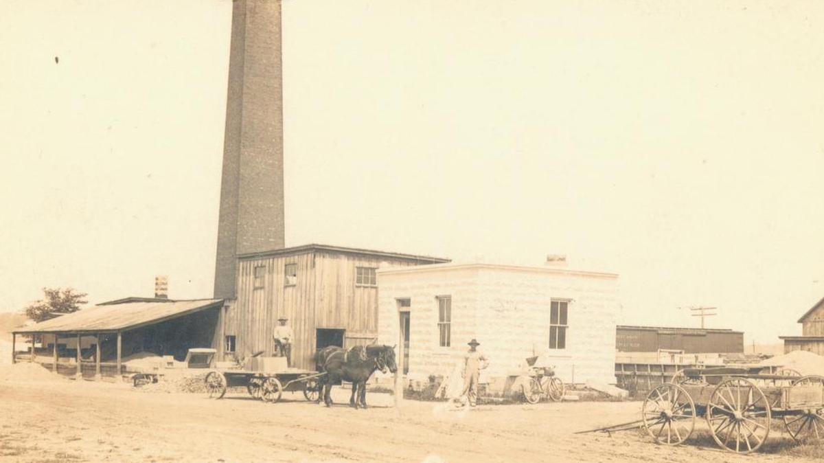 
This photo shows the original plant, with many additions, still standing at 501 Main St. 

