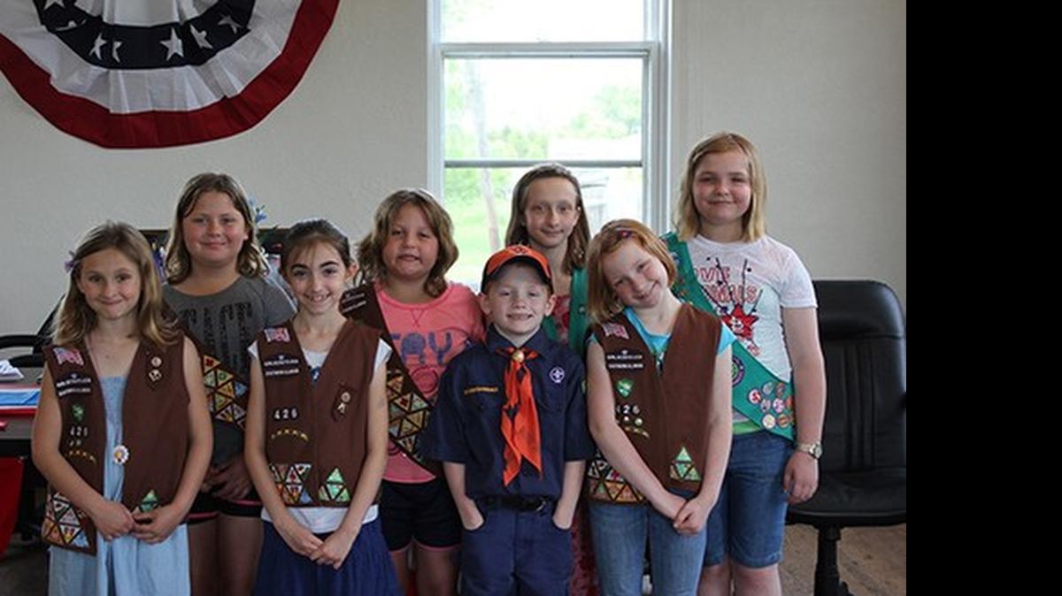 
Girl Scout Troop 426 provided refreshments at the Memorial Day Service. Pictured are Lexi Fogg, Hannah Rensing, Dana Little, Haleigh Rensing, Shamus Mc Nealy (Boy Scout), Joanna Fogg, Mattie McNealy and Morgan Jarrell.
