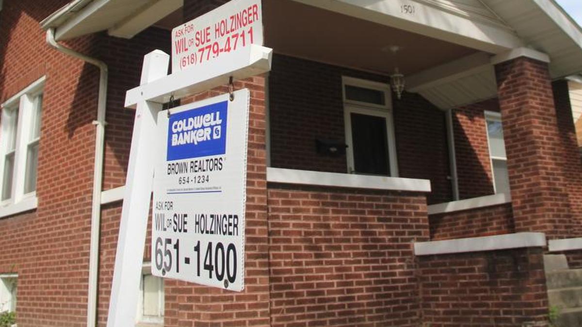 
This home at 1501 13th Street is for sale in the Highland historic district.
