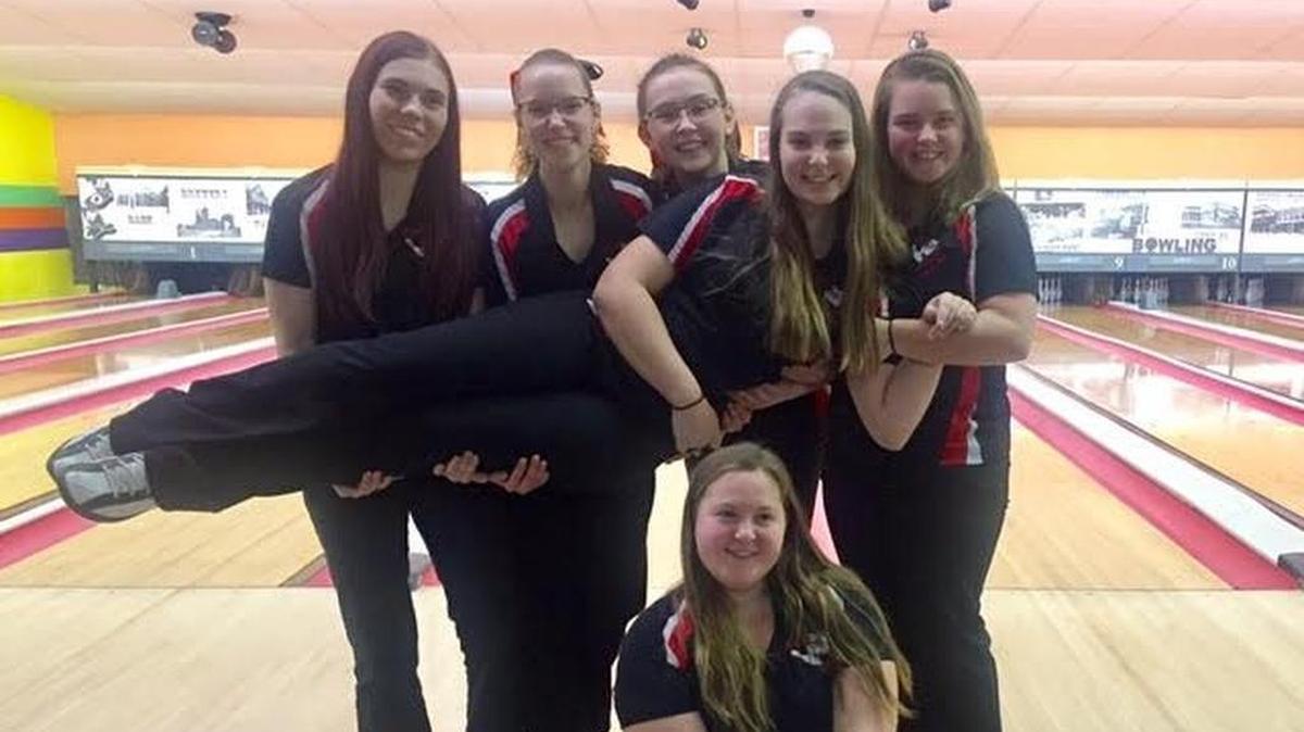 The Highland High School girls bowling team won the Mississippi Valley Conference crown with a 31-9 victory over Triad on Tuesday, Jan 30 at Poplar Junction Lanes. The Lady Bulldogs, who finished the regular season with a 15-1 overall record, including 9-1 in conference play, consist of, first row (sitting), senior Haley Basler; second row, (lying in teammates’ arms) senior Emma Schuster; third row from left to right, senior Kali Rutz, sophomore Kayla Rutz, junior Delaney Grimes and freshman Molly Marshall.